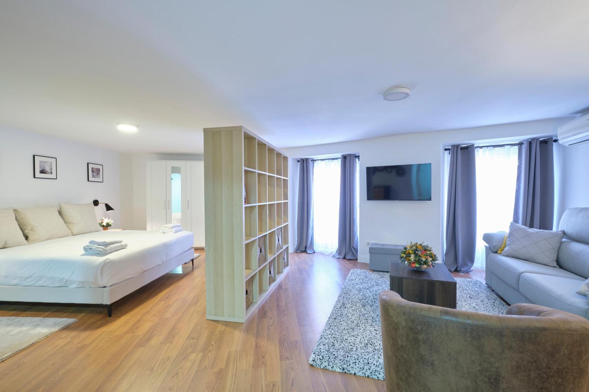 Lovely Apartments - Increible Loft En El Corazon De Madrid Bagian luar foto