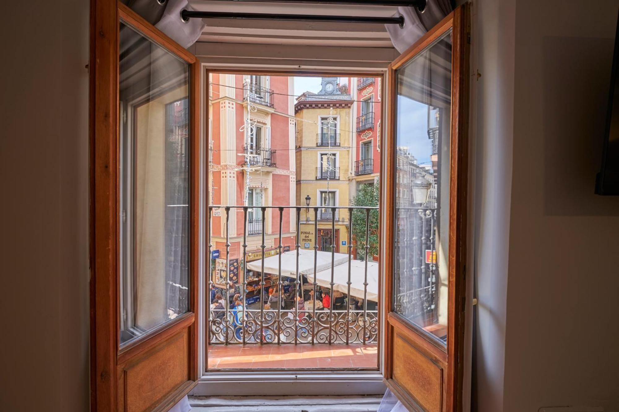 Lovely Apartments - Increible Loft En El Corazon De Madrid Bagian luar foto